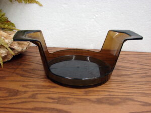 Vintage PYREX Brown Tone Hugger Cradle 2 1/2 Quart 475 Cinderella Round Casserole