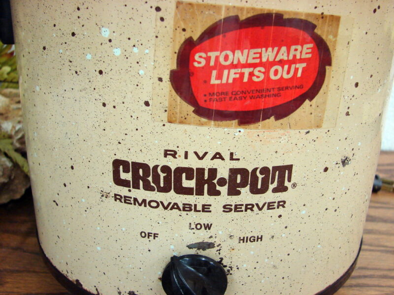 Rival 3150 Tan Fleck Crock Pot Slow Cooker Server 3 Part Tested Works, Moose-R-Us.Com Antiques Collectibles Log Cabin Decor
