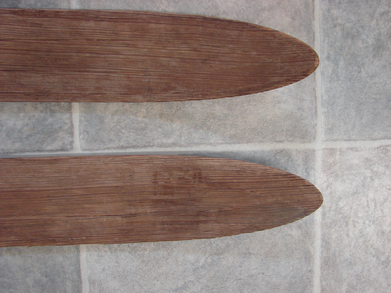 Vintage Unmarked Simple Pine Wood Snow Skis Antique Ski Lodge Decor