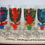 Vintage Brockway Hazel Atlas Complete Set 12 Days of Christmas Glasses NIB - Image 5