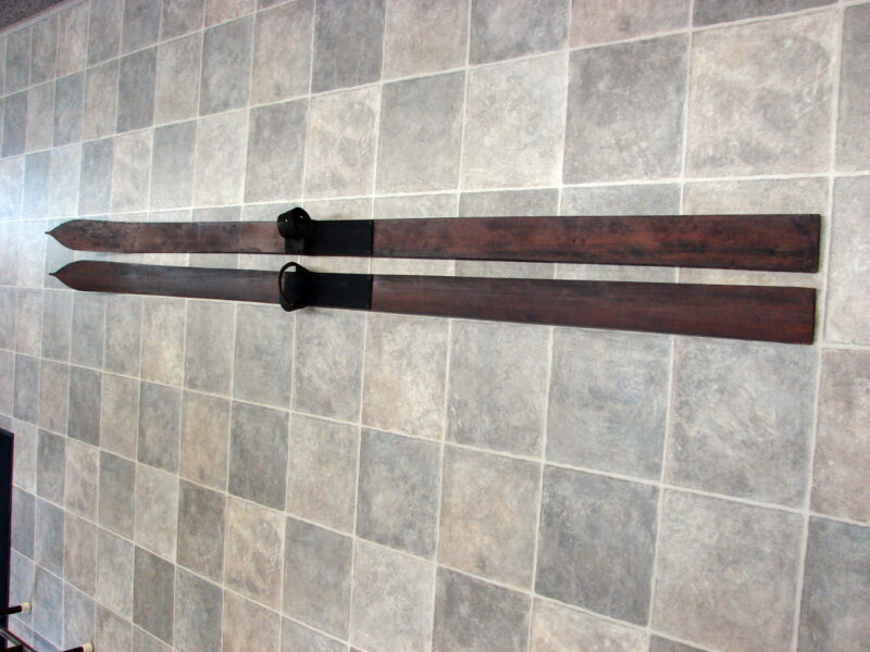 Vintage Primitive Super Long Wood Snow Skis Original Basic Bindings Cabin Decor, Moose-R-Us.Com Log Cabin Decor