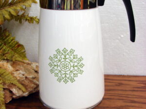 Vintage Corning Ware Green Medallion Coffee Percolator 9 Cup CorningWare