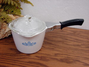 Corning Ware Blue Cornflower Complete P-55 1 Qt Spout Sauce Maker w/ Lid Handle as is