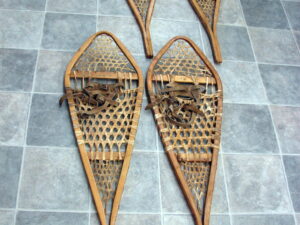 Vintage Primitive Super Long Wood Snow Skis Original Basic Bindings Cabin Decor, Moose-R-Us.Com Log Cabin Decor