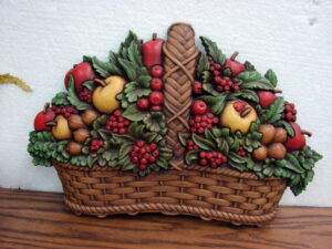 Vintage 1975 Homco Syroco Small Barn Farm Wall Hanging Retro Decor, Moose-R-Us.Com Log Cabin Decor