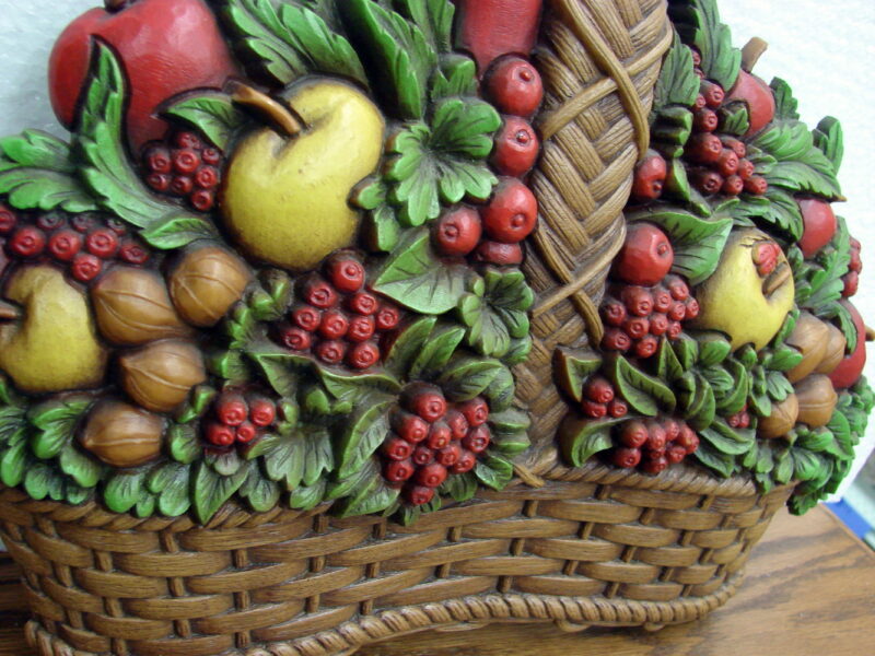 Vintage 1978 Homco Syroco Fruit Flower Wicker Basket Wall Hanging Retro Decor, Moose-R-Us.Com Antiques Collectibles Log Cabin Decor