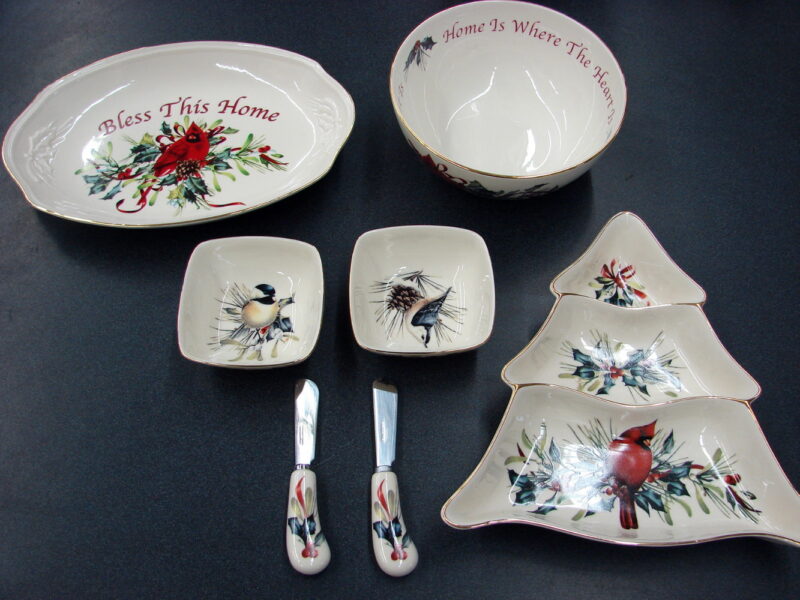 Lenox China Winter Greetings Cardinal Chickadee Nuthatch Serving Pieces, Moose-R-Us.Com Log Cabin Decor