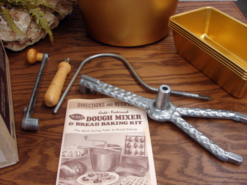 Vintage Mirro Aluminum Gold-Fashioned Dough Mixer Bread Baking Kit NIB, Moose-R-Us.Com Antiques Collectibles Log Cabin Decor