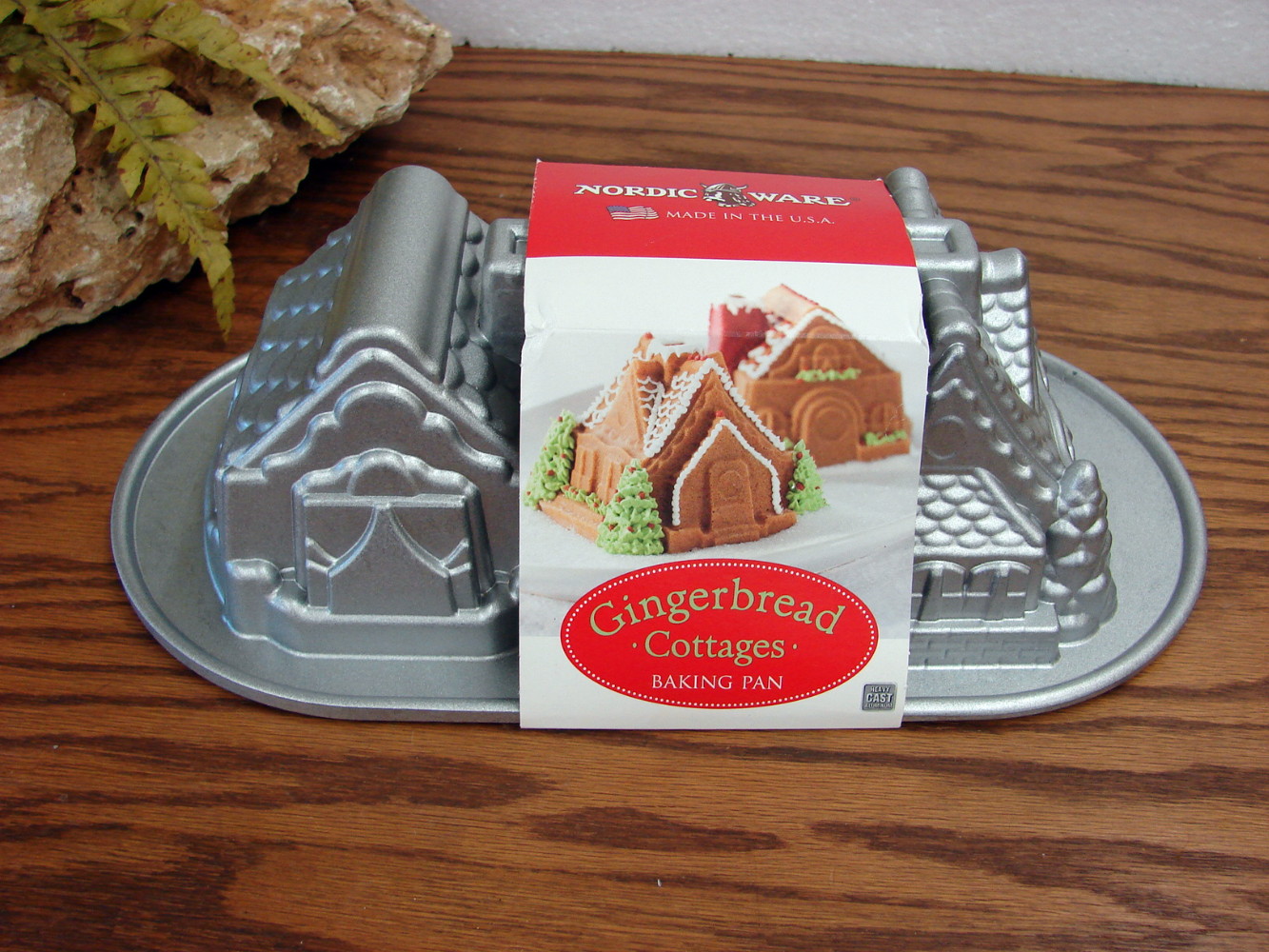 Nordic Ware Gingerbread Cottage Cake Pan Holiday Baking Gingerbread House  Mold 
