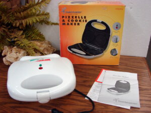 Vintage Electric Pizzelle Baker Authentic Waffle Cookie Iron Toastmaster NIB #208