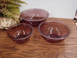 Vintage PYREX Glass Visions Cranberry #322 Nesting Mixing Bowl 1 ltr