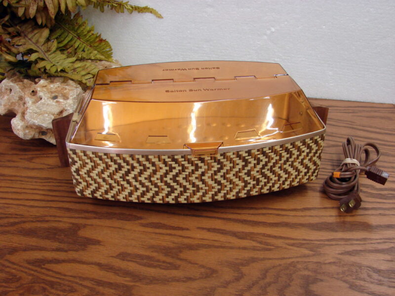 Vintage MCM Salton Hotray WB-5 Electric Bread Bun Warmer Woven Amber Lid, Moose-R-Us.Com Log Cabin Decor