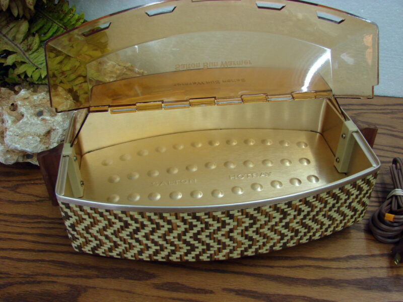 Vintage MCM Salton Hotray WB-5 Electric Bread Bun Warmer Woven Amber Lid, Moose-R-Us.Com Log Cabin Decor