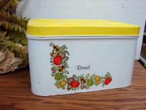 Vintage MCM Cheinco Spice of Life Design Tin Metal Bread Box