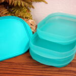 Tupperware Teal Layer Stackables Deli Keeper 4 Pc Set Lunch Kit