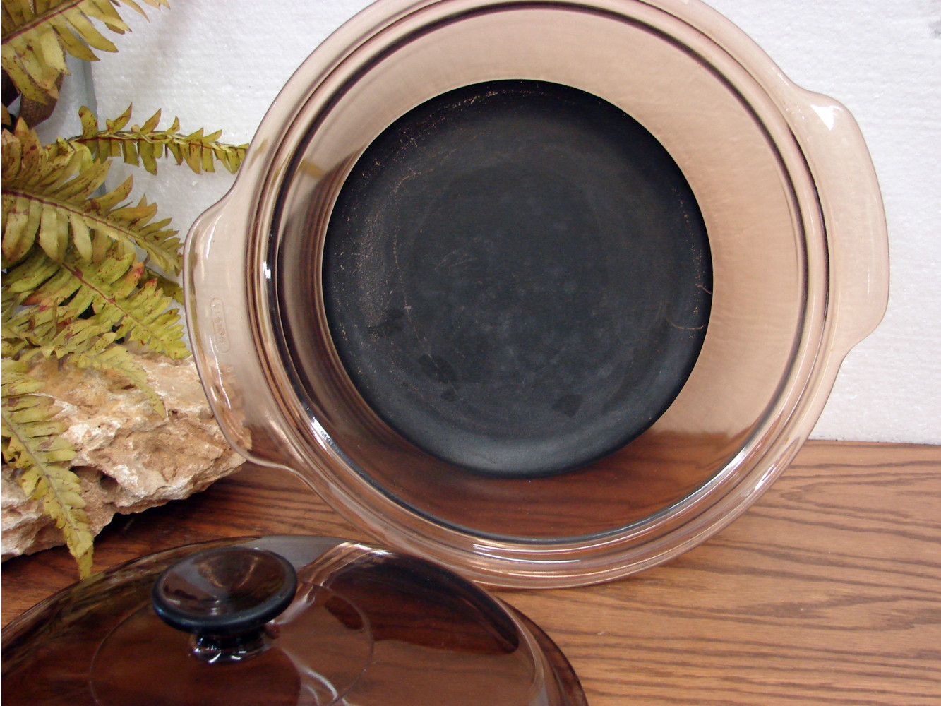 Vintage PYREX Amber Brown Visions 5 Liter Non Stick Dutch Oven Stock Pot w/ Matching PYREX Lid - Image 2