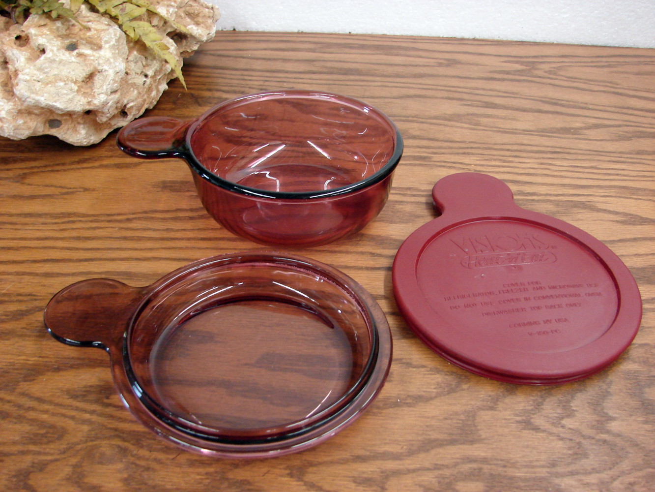 Vintage PYREX Glass Visions Cranberry Grab It w/ Glass and Storage Lids V-150
