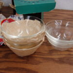 Vintage PYREX 5 Oz #445 Custard Cups Original Box Rimless Style 3 Ring - Image 4