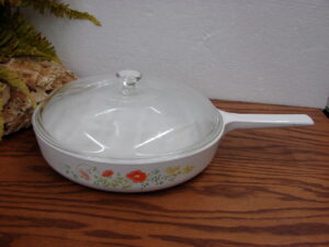 Vintage PYREX Corning Ware Corelle Wildflower Range Toppers 10" Skillet w/ Lid