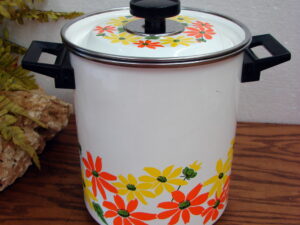 Vintage MCM Italy Ekco Porcelain Enamel Flower Power 5 Quart Steam Cooking Pot Insert