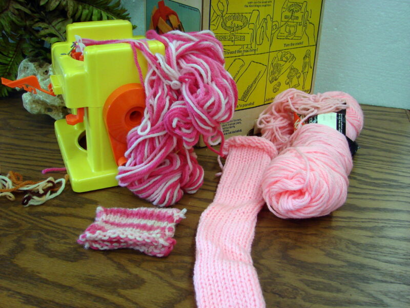 Vintage Mattel Knit Magic Knitting Machine Toy Original Box, Moose-R-Us.Com Log Cabin Decor