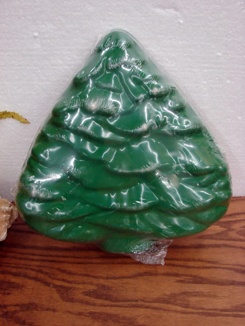Vintage Scandinavian Nordic Ware Holiday Tree Cake Mold Holiday Bakeware, Moose-R-Us.Com Log Cabin Decor