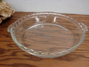 Vintage JAJ England Pyrex Cottage Rose 505 Casserole Dish With JAJ Logo Clear Lid, Moose-R-Us.Com Log Cabin Decor