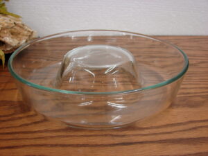 Vintage JAJ England Pyrex Cottage Rose 505 Casserole Dish With JAJ Logo Clear Lid, Moose-R-Us.Com Log Cabin Decor