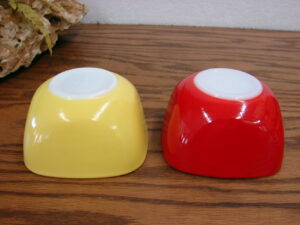 Vintage PYREX Hostess Red Square Ramekin Small Square Bowl #407