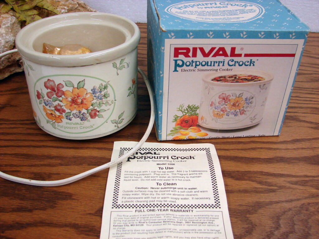 Vintage Rival Potpourri Crock Electric Simmering Cooker NIB Choice