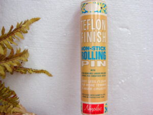 Vintage Norplac Teflon Finish Non Stick Rolling Pin in Cardboard Sleeve