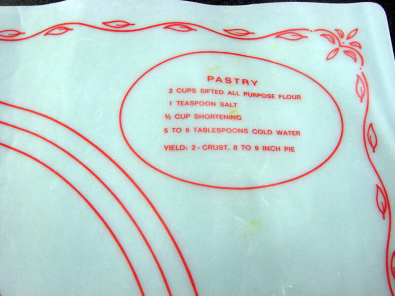 Vintage Tupperware 1965 Pastry Mat Tart Pie Vinyl Cloth Dart Industries, Moose-R-Us.Com Log Cabin Decor