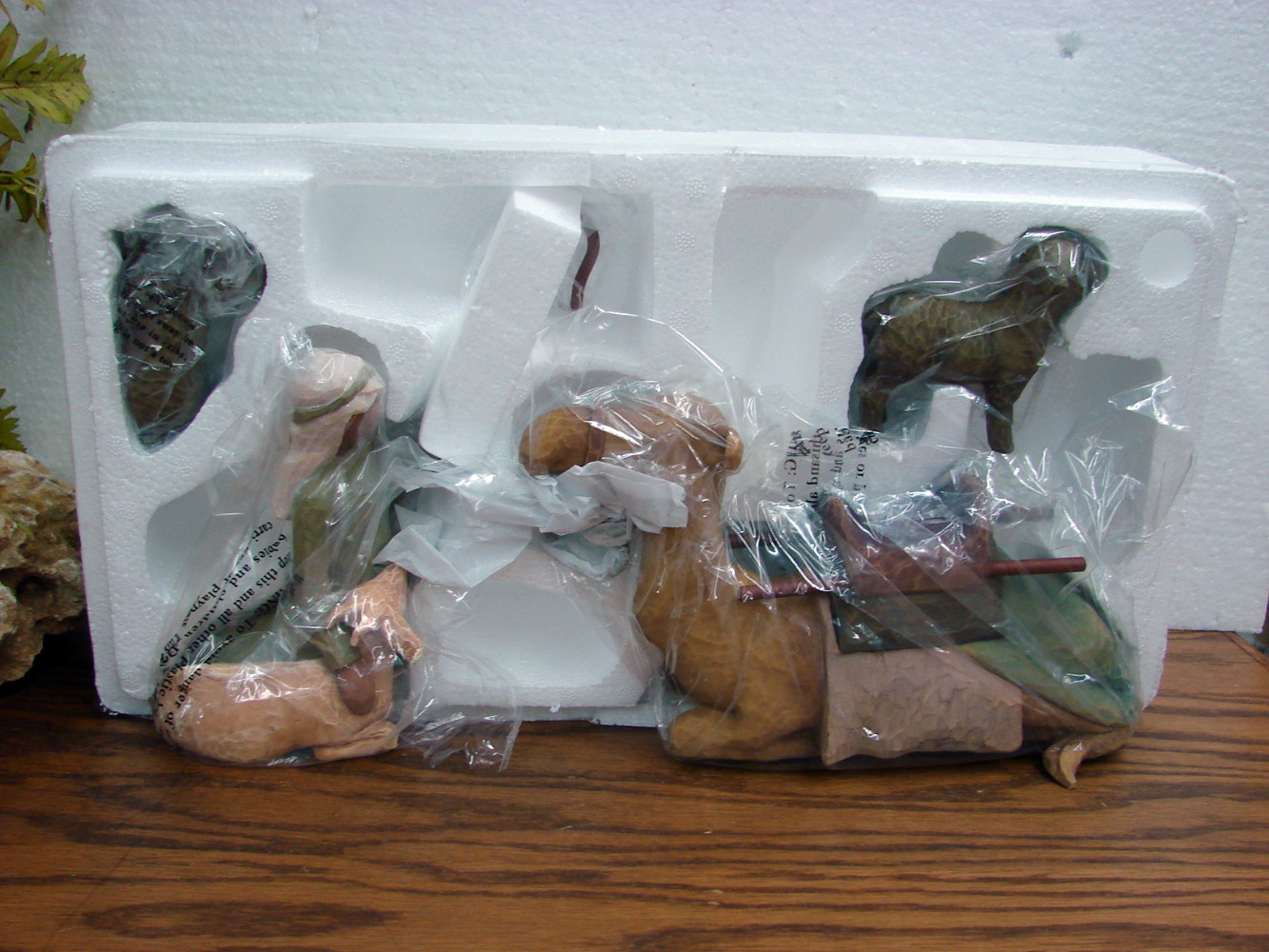 Brand New Susan Lordi Willow Tree Nativity 4 Pc Shepherd Stable Animals - Image 2