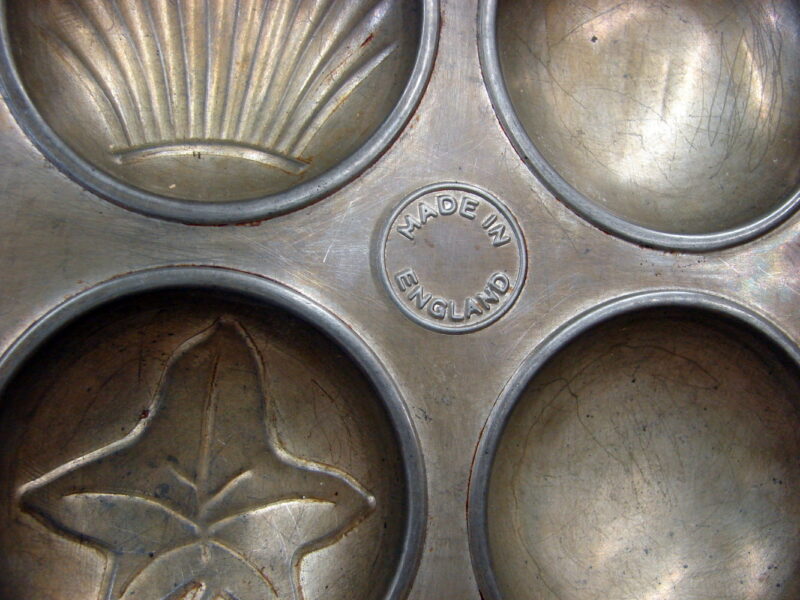 Vintage Tin Madeleine Made England Mince Pie Baking Pan Molds, Moose-R-Us.Com Log Cabin Decor
