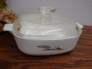 Vintage Corning Gold Brown Wheat Corningware Oven Microwave Accessories