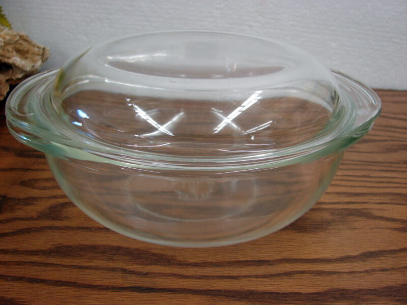 Vintage PYREX #024 Clear Round 2 Qt Casserole Baking Dish w/ #684 Lid, Moose-R-Us.Com Log Cabin Decor