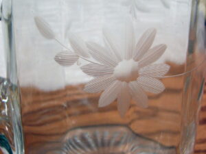 Vintage Etched Flower Elegant Subtle Ribbed Star Bottom Pitcher Glass Set