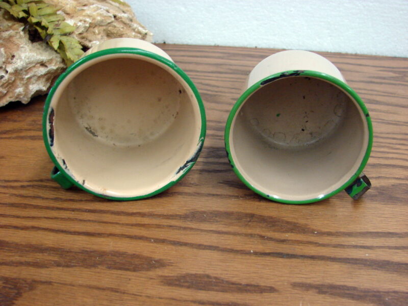 Vintage Enamelware Tin Mug Cups Tan Cream Green Trim Two Styles, Moose-R-Us.Com Log Cabin Decor