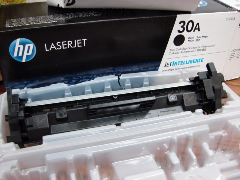 Brand New Authentic Original HP 30A LaserJet Toner Cartridge - Image 2