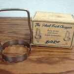 Vintage Kwik Kut Ideal Food Chopper Biscuit Cutter Tooth Edge Box