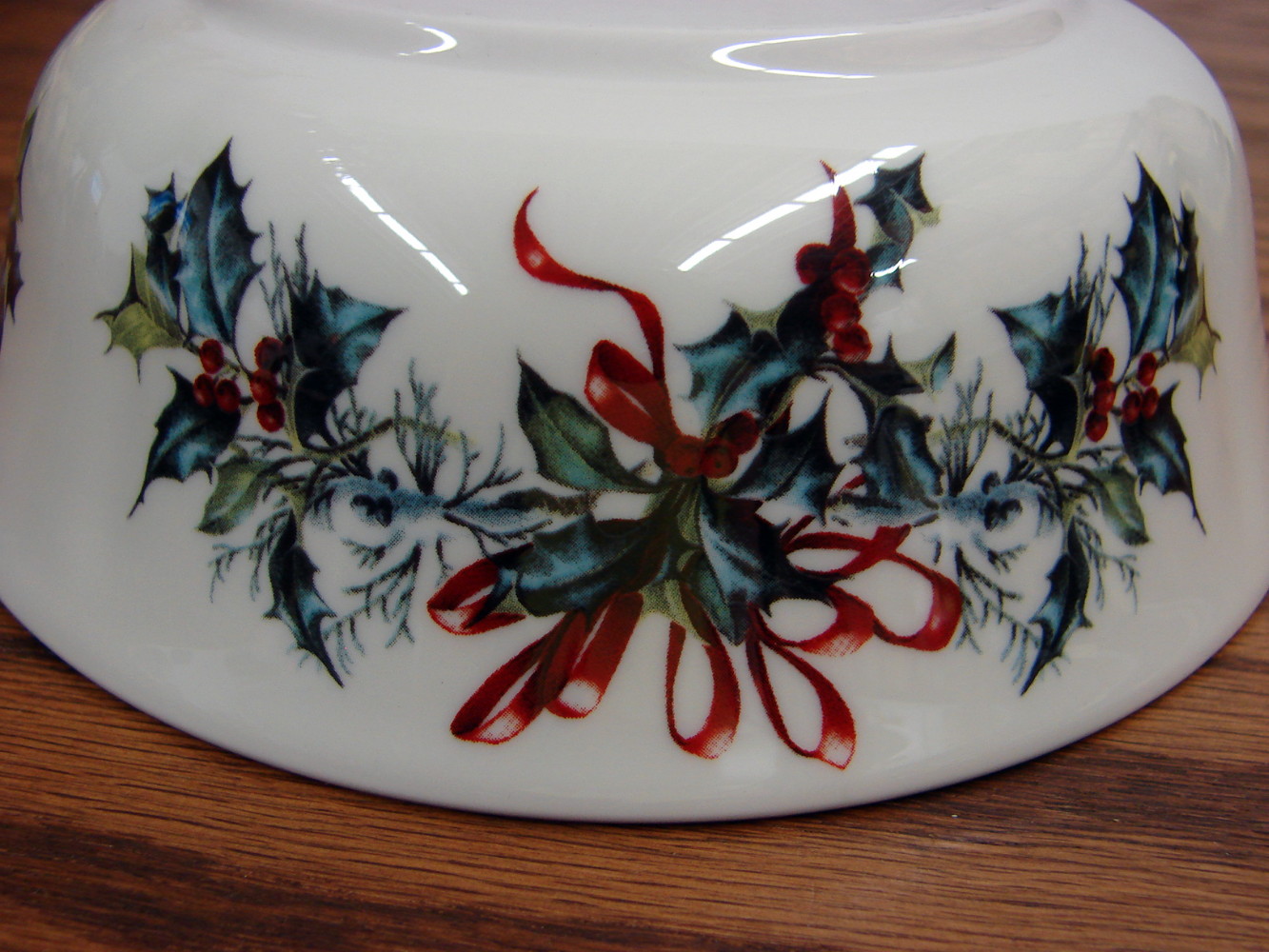 Lenox China Winter Greetings Backyard Birds Side Serving Bowl Holly Bows 6" - Image 2
