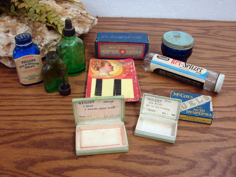 Vintage Medicine Cabinet Contents Bathroom Bottles Empty Prescription Beauty Aides, Moose-R-Us.Com Log Cabin Decor