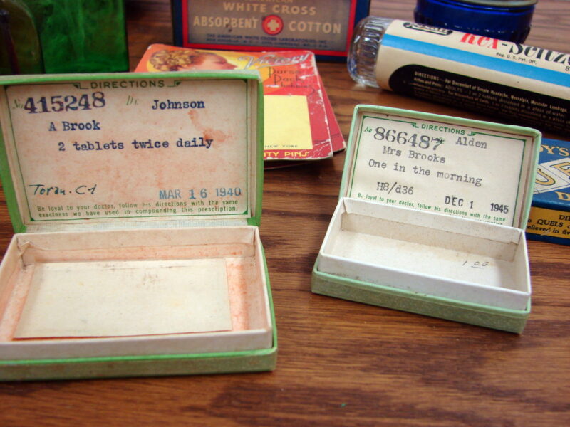 Vintage Medicine Cabinet Contents Bathroom Bottles Empty Prescription Beauty Aides, Moose-R-Us.Com Log Cabin Decor