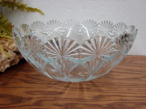 Retired Mikasa Duchess Centerpiece Long Stem Daisy Bowl Blue Tint in Original Box