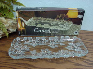 Retired Mikasa Carmen Walther Satin Winter Holly Berry Oblong Platter in Original Box