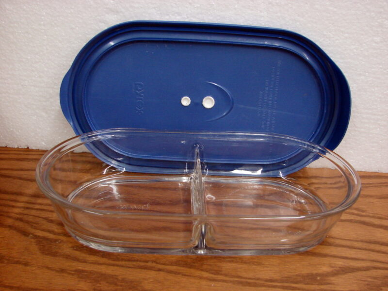 Newer Pyrex #8301 Divided Storage Vented Lid Glass Container 5 1/2 Cups, Moose-R-Us.Com Log Cabin Decor