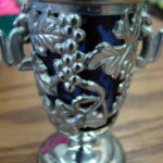 1940's Occupied Japan Silver Grape Cobalt Blue Boxed Salt Pepper Sugar Set - Image 4