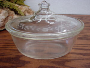Antique 1920's PYREX Oval Etched Lid Casserole w/ Metal Cradle $ Logo