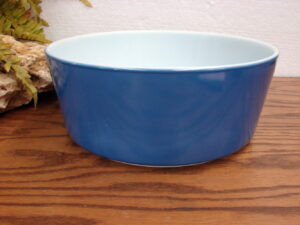 Vintage PYREX #485 Brittany Blue Bowl Casserole Deep Dish Round