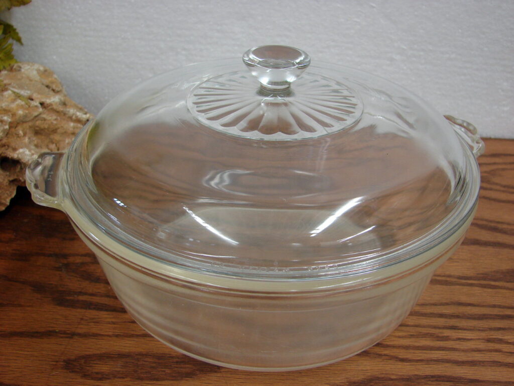 Vintage PYREX 024 Clear Round 2 Qt Baking Dish w/ 624 Ribbed Lid